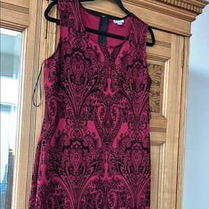 Elegant Burgundy and Black Patterned Dress
